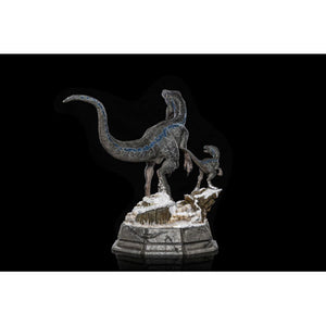 Jurassic World 3: Dominion - Blue & Beta 1:10 Scale Statue