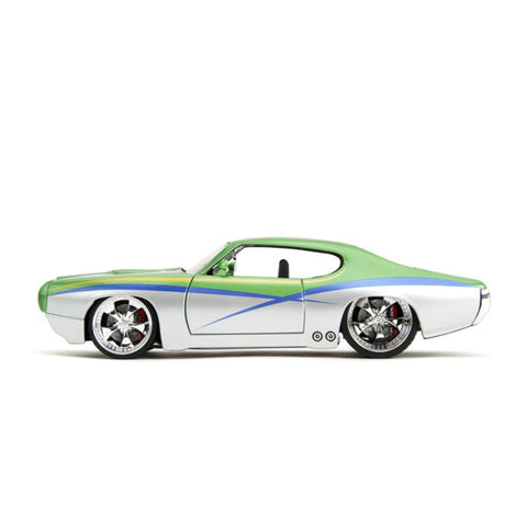 Image of Big Time Muscle - 1969 Pontiac GTO Judge 1:24 Scale Diecast Vehicle