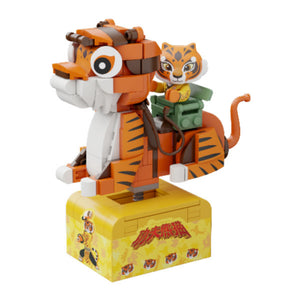 Kung Fu Panda - Tigress on SkateKart Buildable Figure (195pcs)